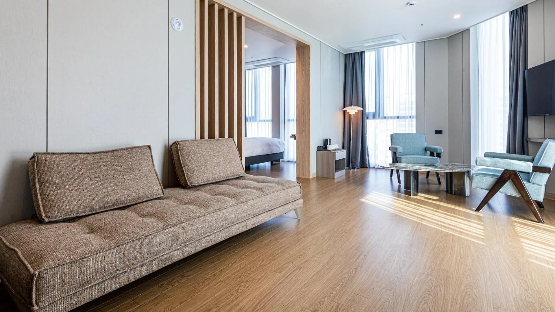 Jeju Bolton Hotel 4*,